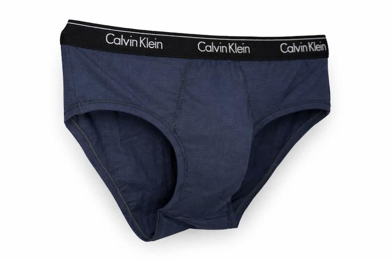 شورت همراه با پروتز