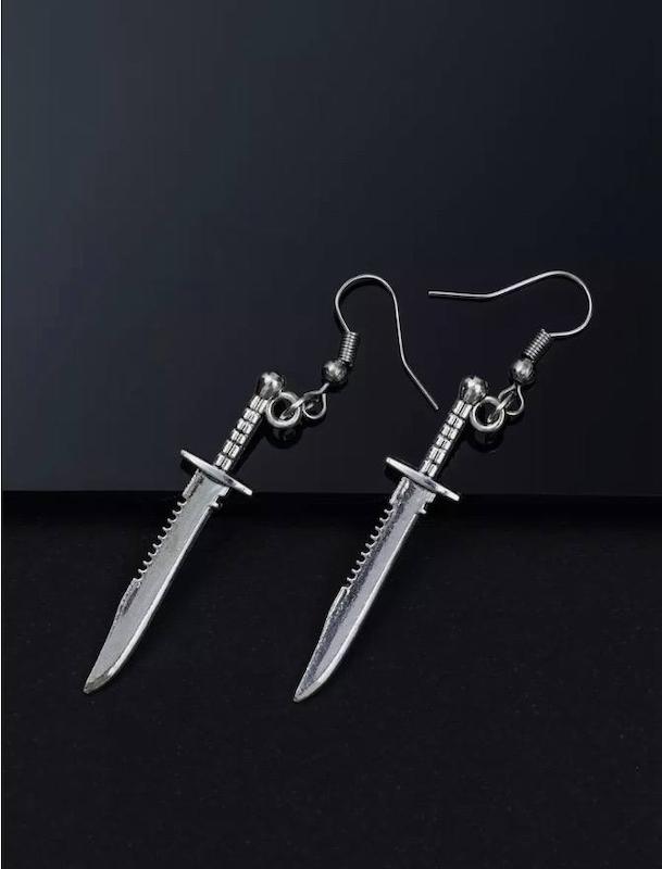 گوشواره شمشیر