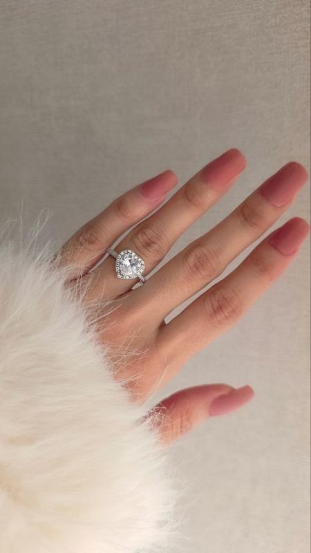 انگشتر جواهری GJ10