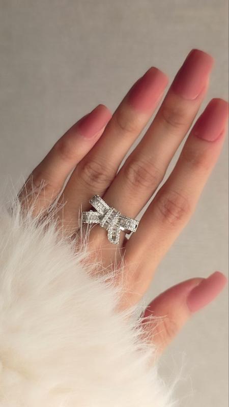 انگشتر جواهری GJ10