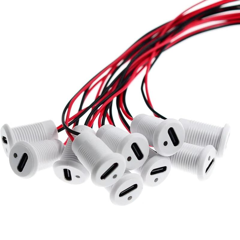 شارژر باتری لیتیومی با کانکتور مادگی مهره خور TYPE-C چراغ دار (سفید)