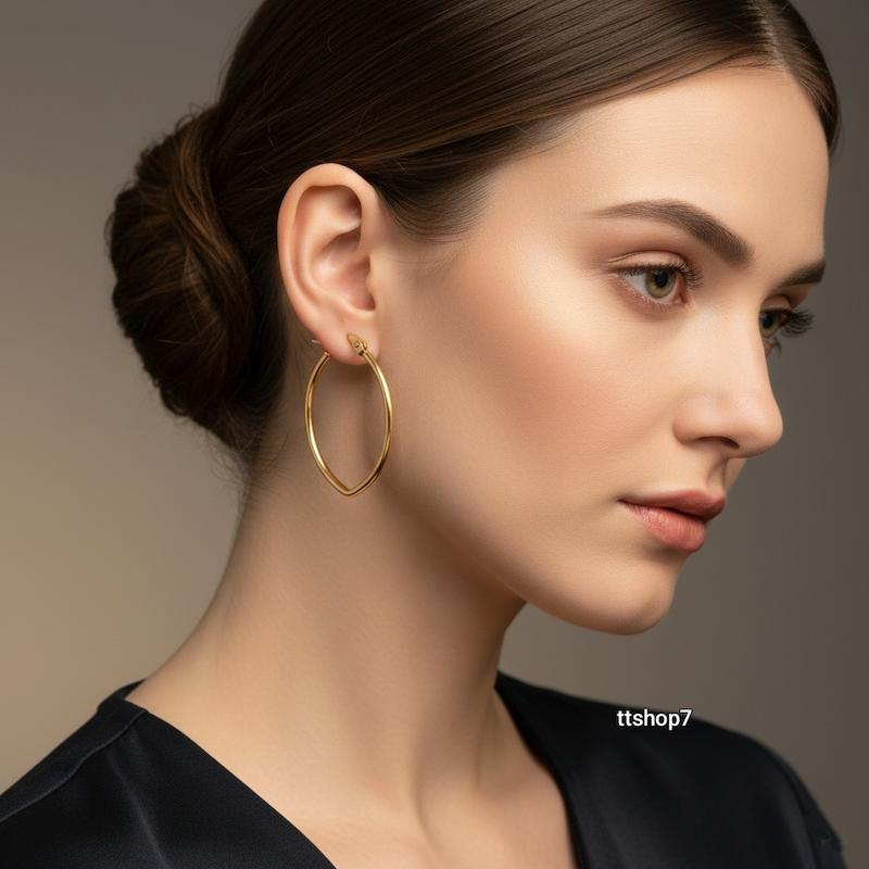 گوشواره زنانه بیضی یا اشکی رنگ ثابت مدل تیارا