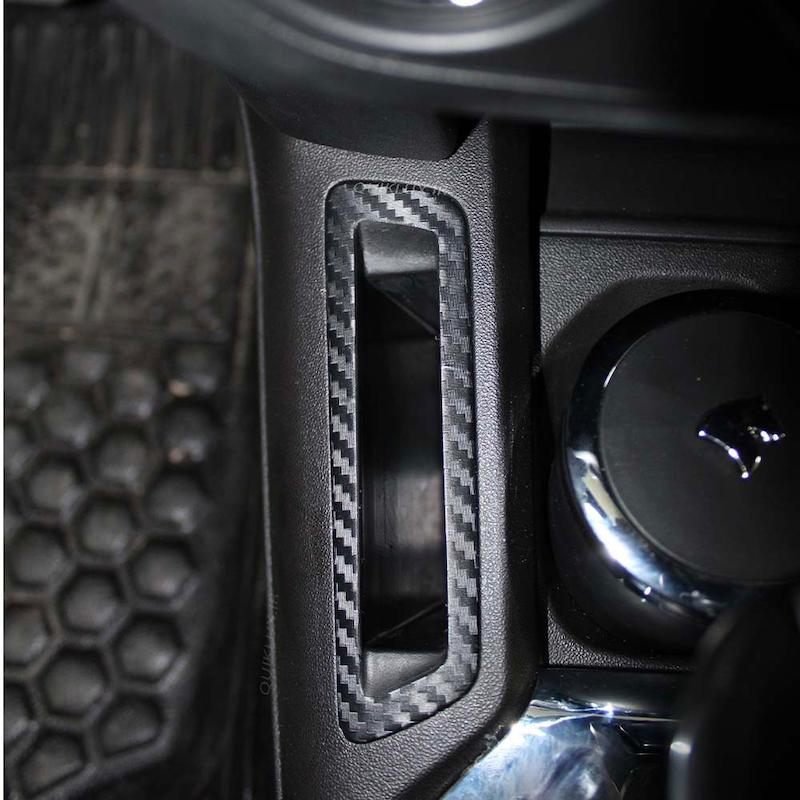 کاور کربن جا موبایلی جلو تارا