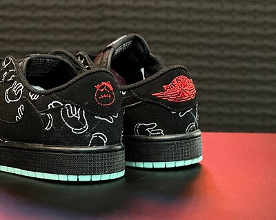 کتونی نایک ایر جردن 1 | Air jordan  Kaws low