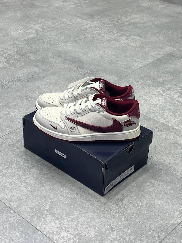 کتونی ترویس جردن 1 کاستوم Stussy