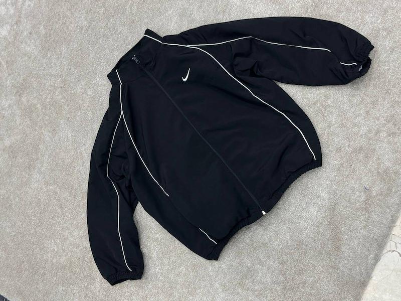 ژکت بادگیر‌ Nike
