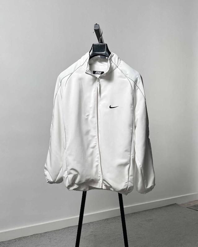 ژکت بادگیر‌ Nike