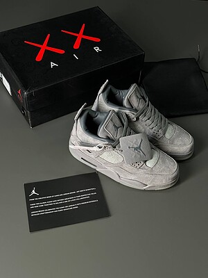 کتونی جردن 4 | Jordan 4  "Kaws" 