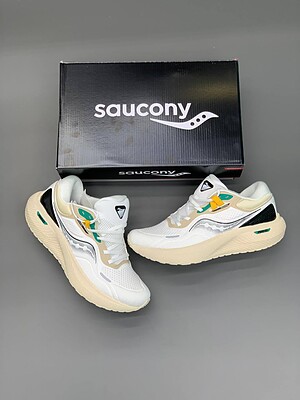 کتونی راحتی ساکونی| SAUCONY TRIUMPH 20