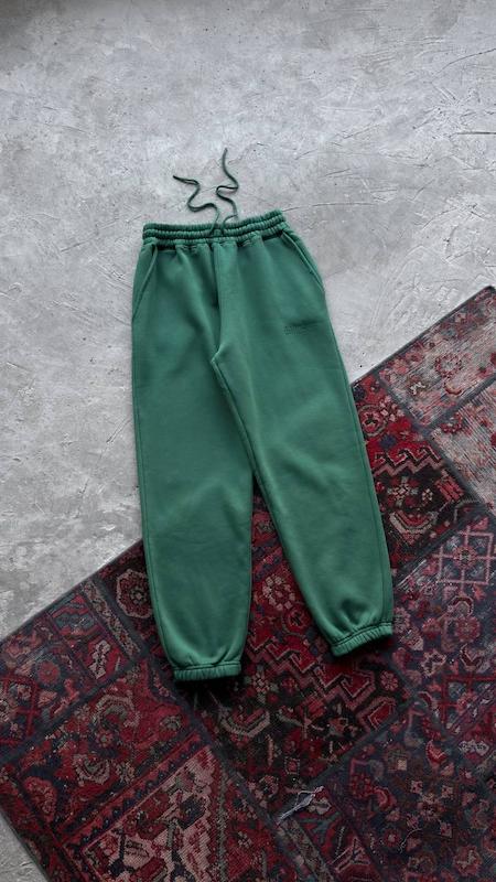 شلوار جاگر سبز چاپدار دراپ سایز drop size