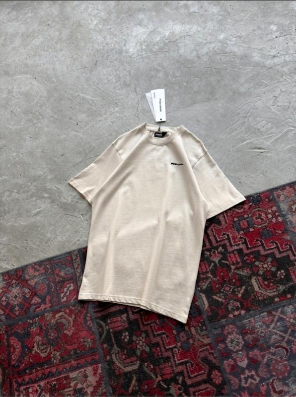 تیشرت کرمی بیسیک پگادور Pegador