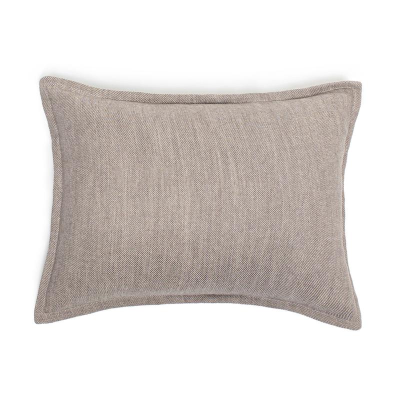 کوسن مستطیل لبه دار