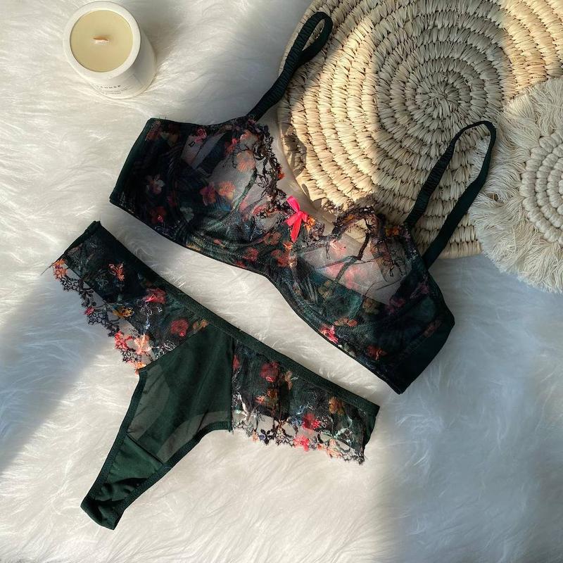 ست شورت وسوتین-کپی-کپی-کپی