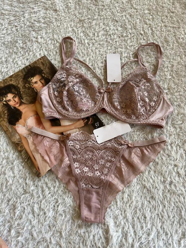 ست شورت وسوتین