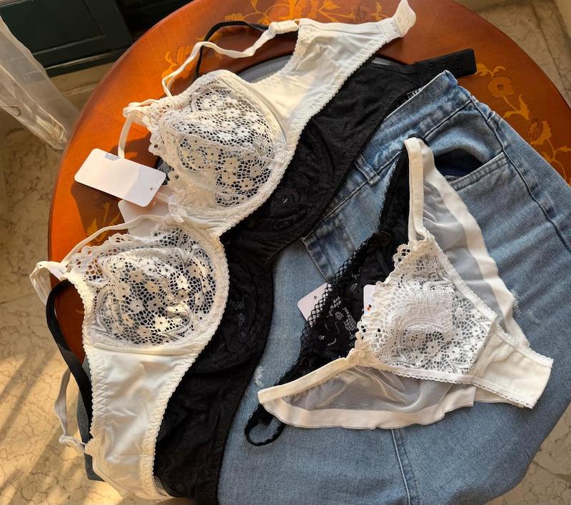 ست شورت وسوتین