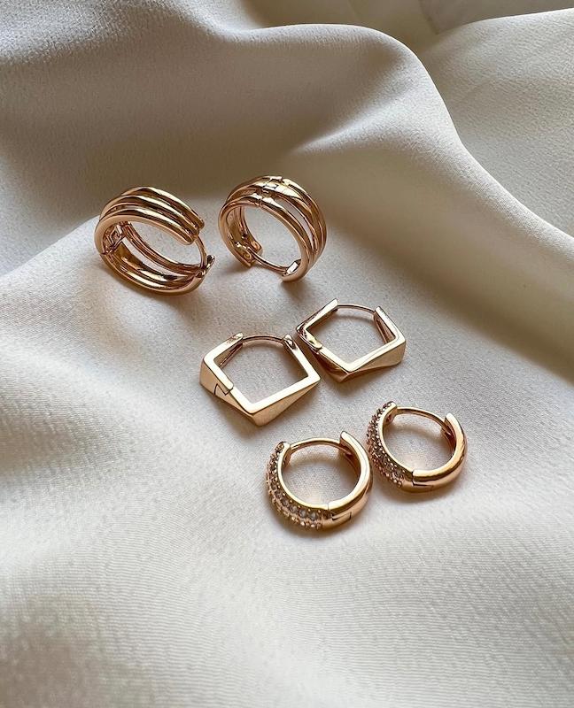 گوشواره ژ ۴