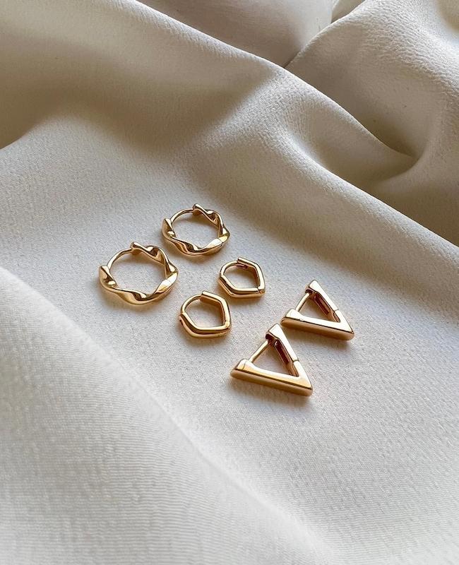 گوشواره ریز ژ