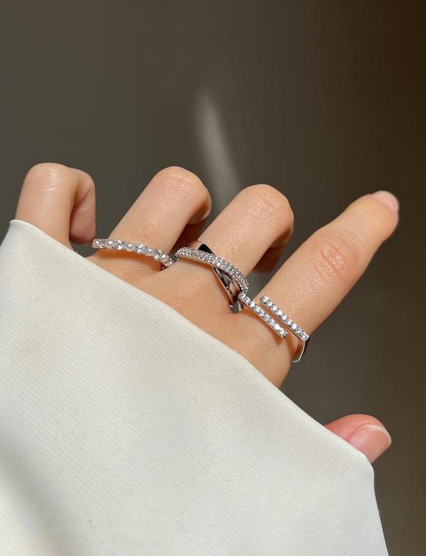 انگشتر های نقره ای کد ۱۲۰