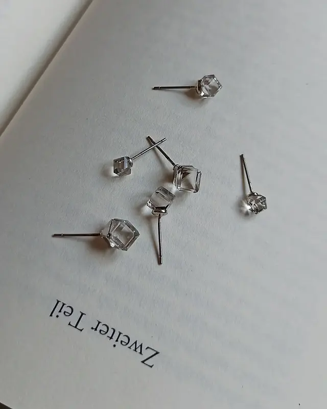 گوشواره کریستال