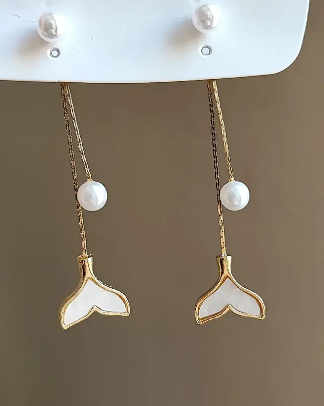 گوشواره دم وال