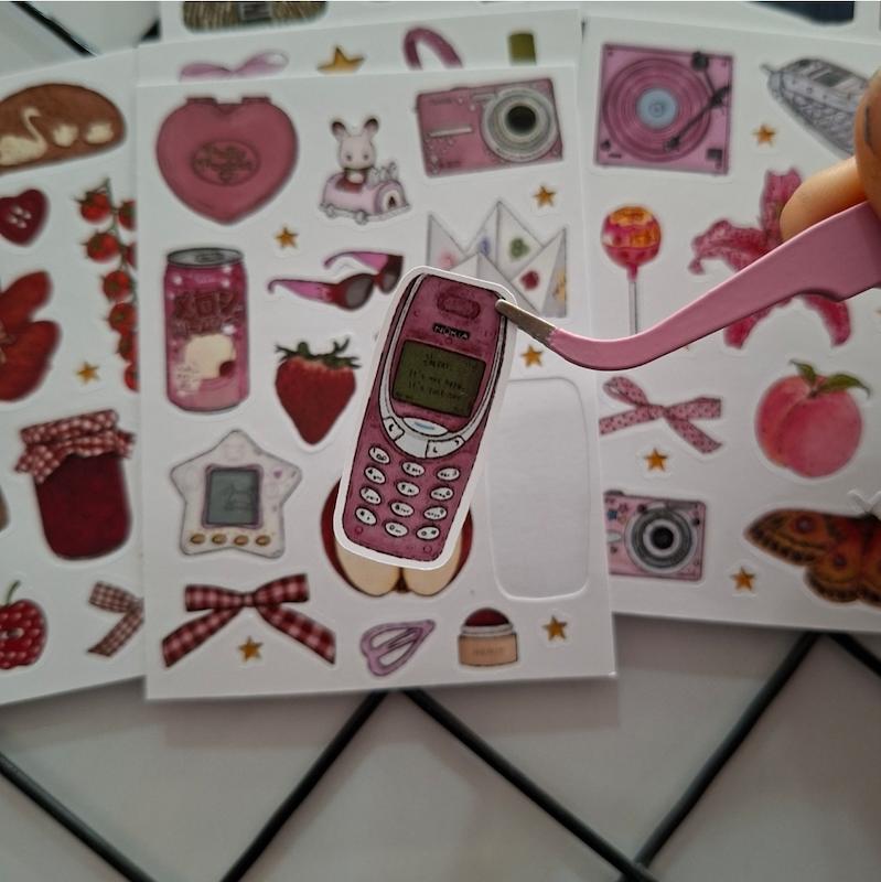 صفحه استیکر کیوت a7