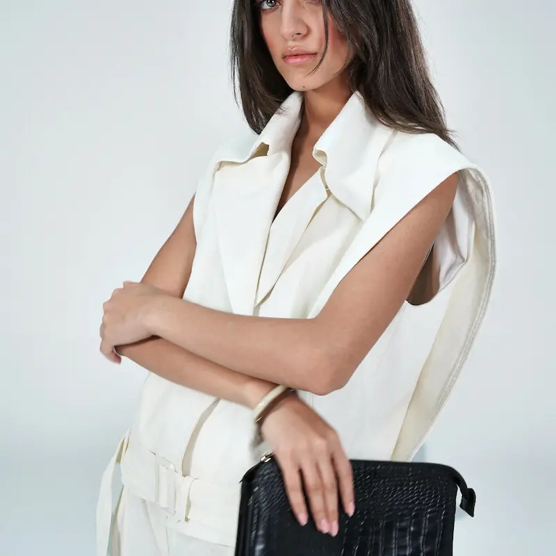 UPSYD LINEN VEST 
