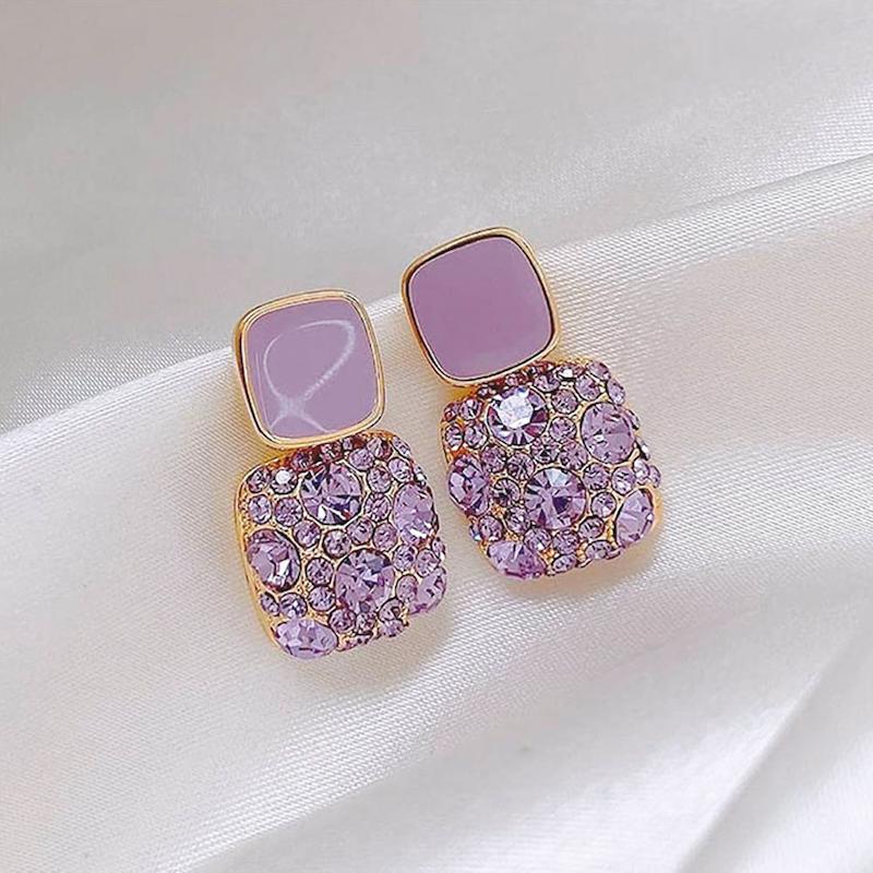 گوشواره میخی زنانه نگین دار کد 166