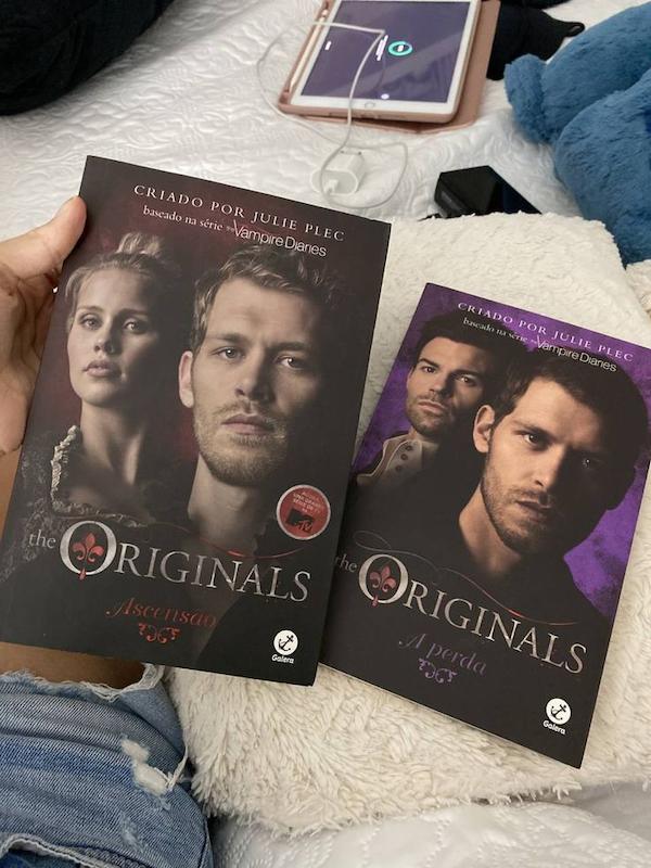 پک کتاب originals 