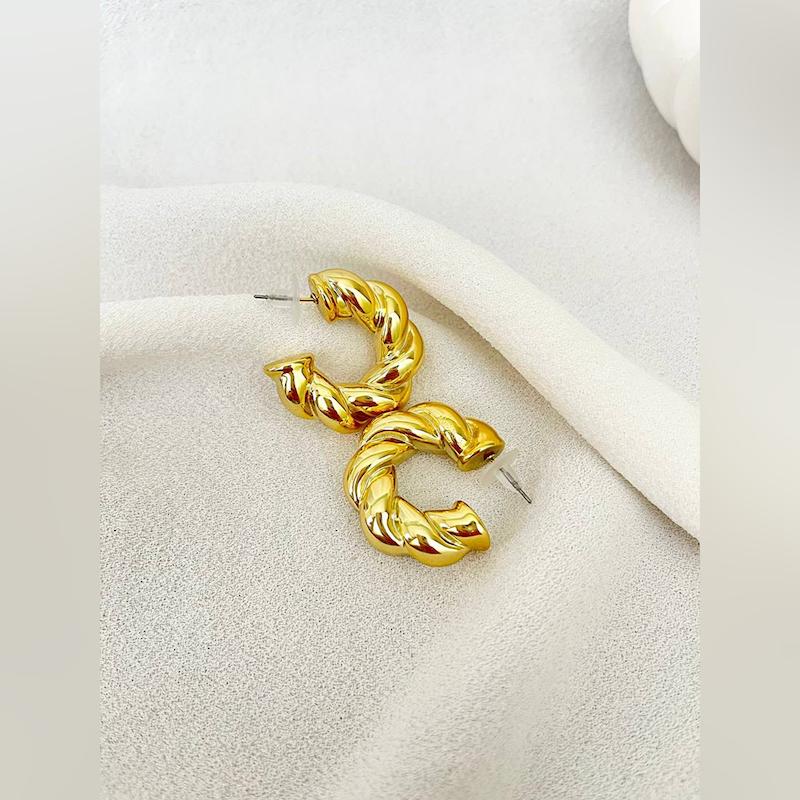 گوشواره سیمیت