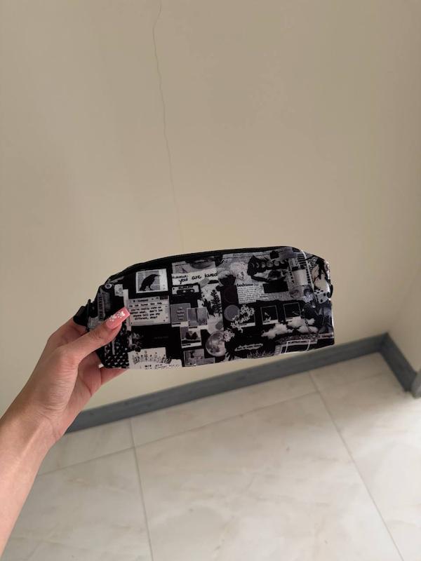 جامدادی مخمل