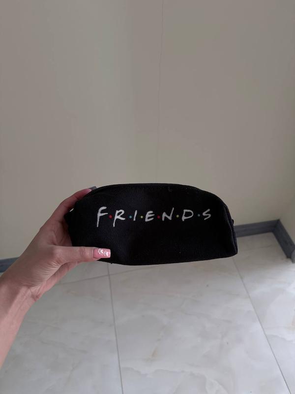 جامدادی مخمل