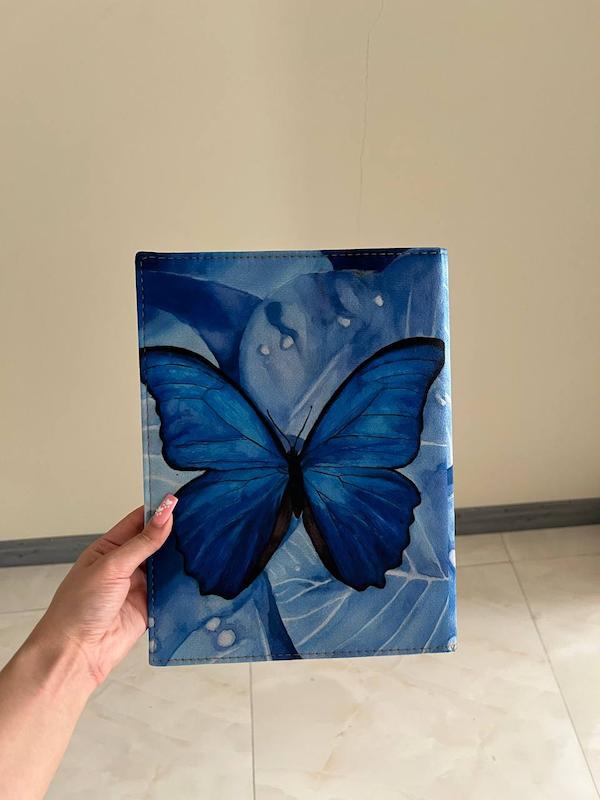 کلاسور مخمل بزرگ