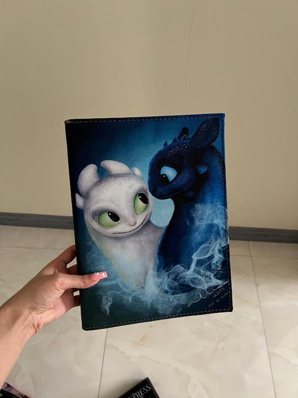 کلاسور مخمل بزرگ