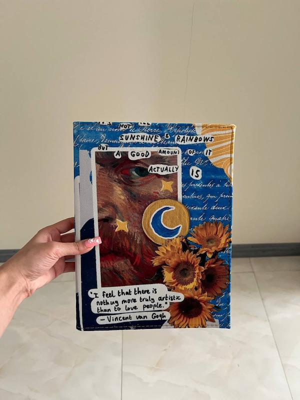 کلاسور مخمل بزرگ