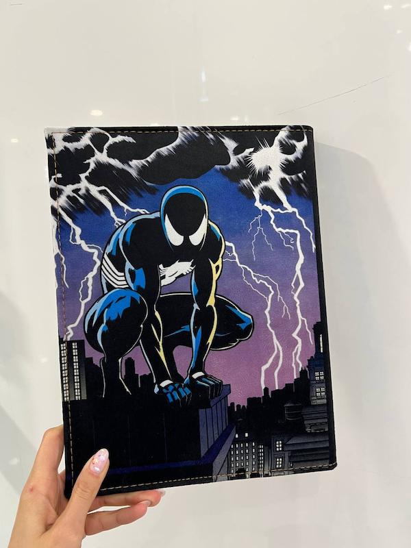 کلاسور مخمل بزرگ