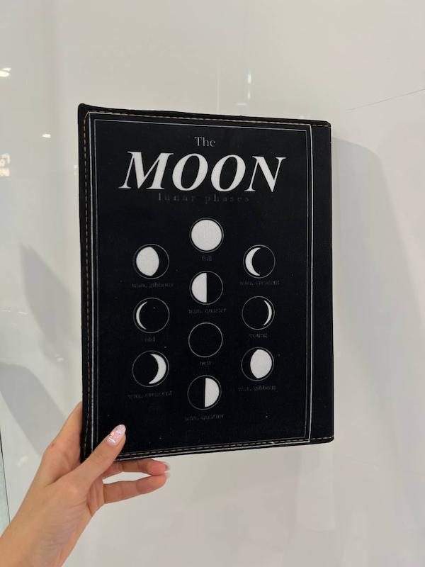 کلاسور مخمل بزرگ