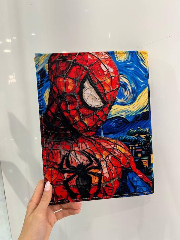 کلاسور مخمل بزرگ