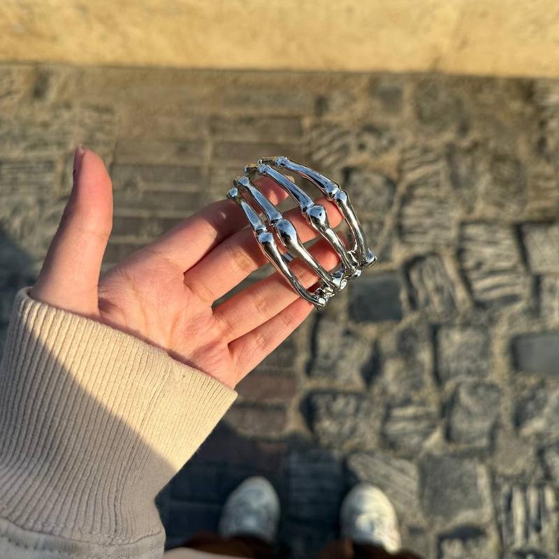 دستبند اسکلت