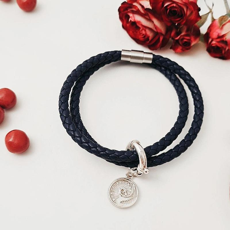 دستبند چرمی