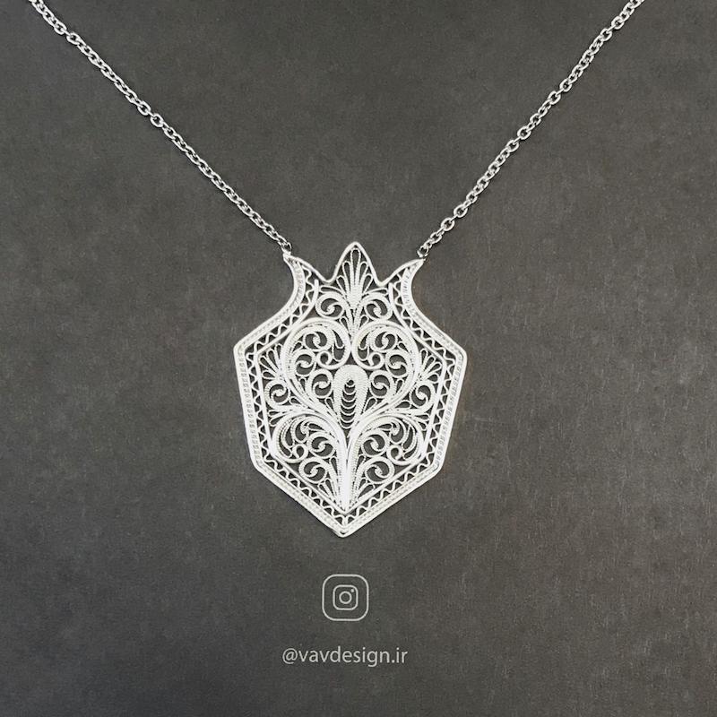 گردنبند انار