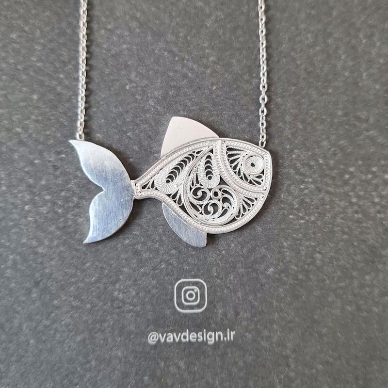 گردنبند ماهی