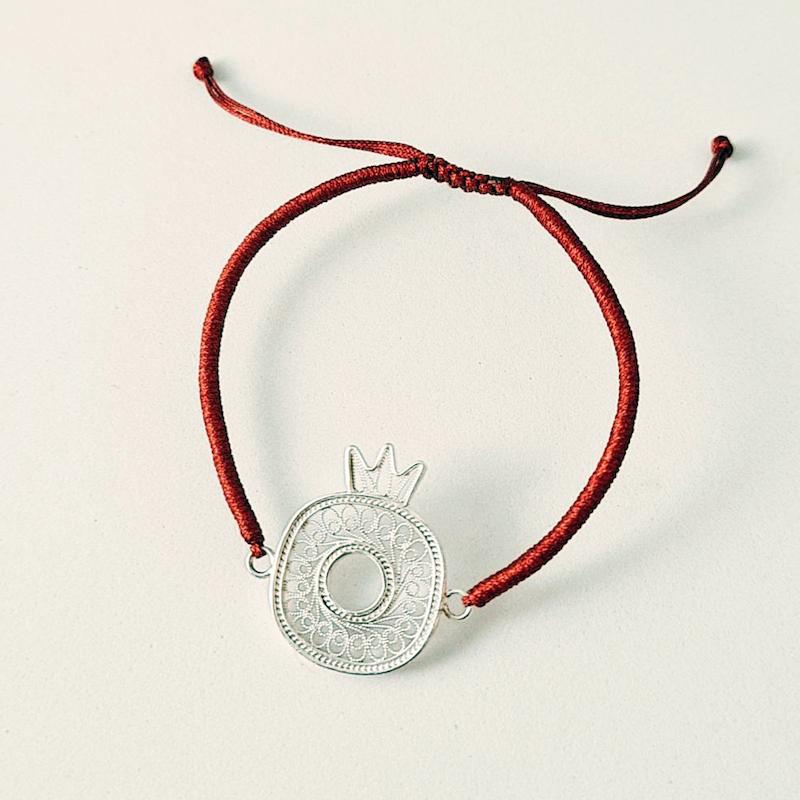 دستبند انار نخی