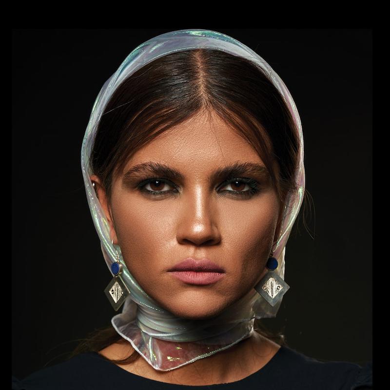 گوشواره هلیکونیا