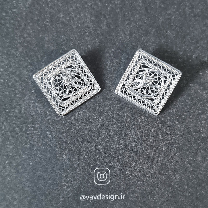 دکمه سرآستین مربع