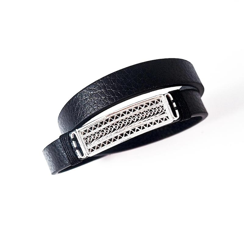 دستبند چرمی آرَس