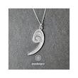 گردنبند حرف واو با زنجیر
