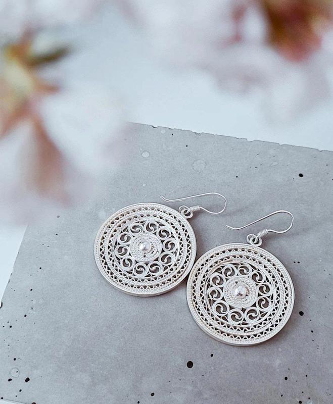 گوشواره ونوش