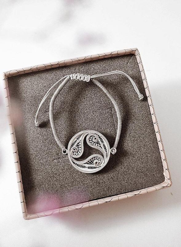 دستبند نخی چهارعنصر