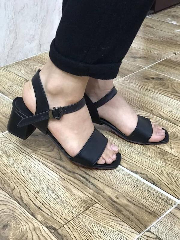 صندل پاشنه دار تخفیفی