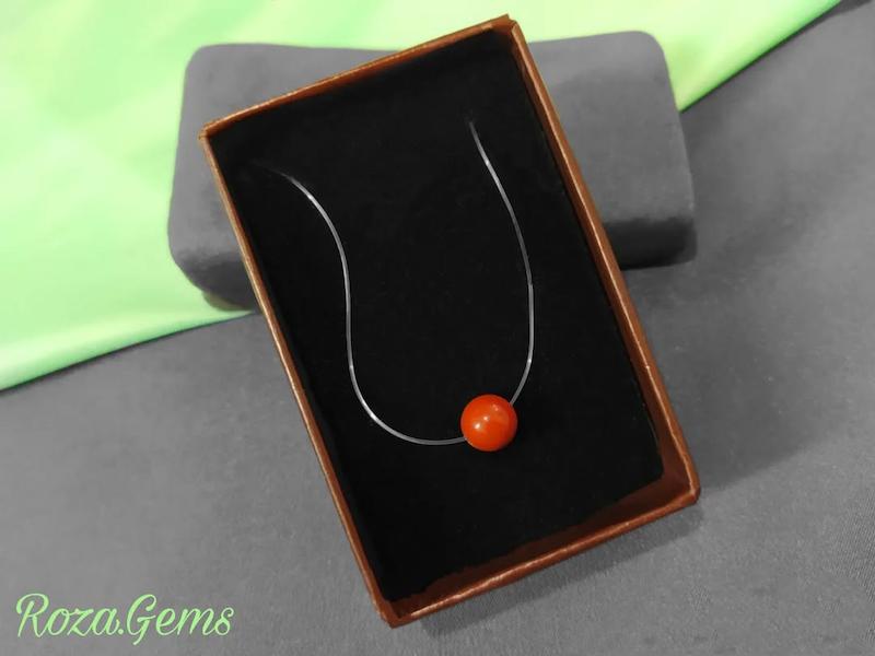 گردنبند نخ نامرئی جاسپر سرخ